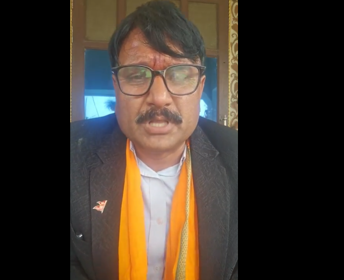 रौतहट २ का नेकपा उम्मेदवारले मतदानकै बीचमा गरे पार्टी छाडेको घोषणा