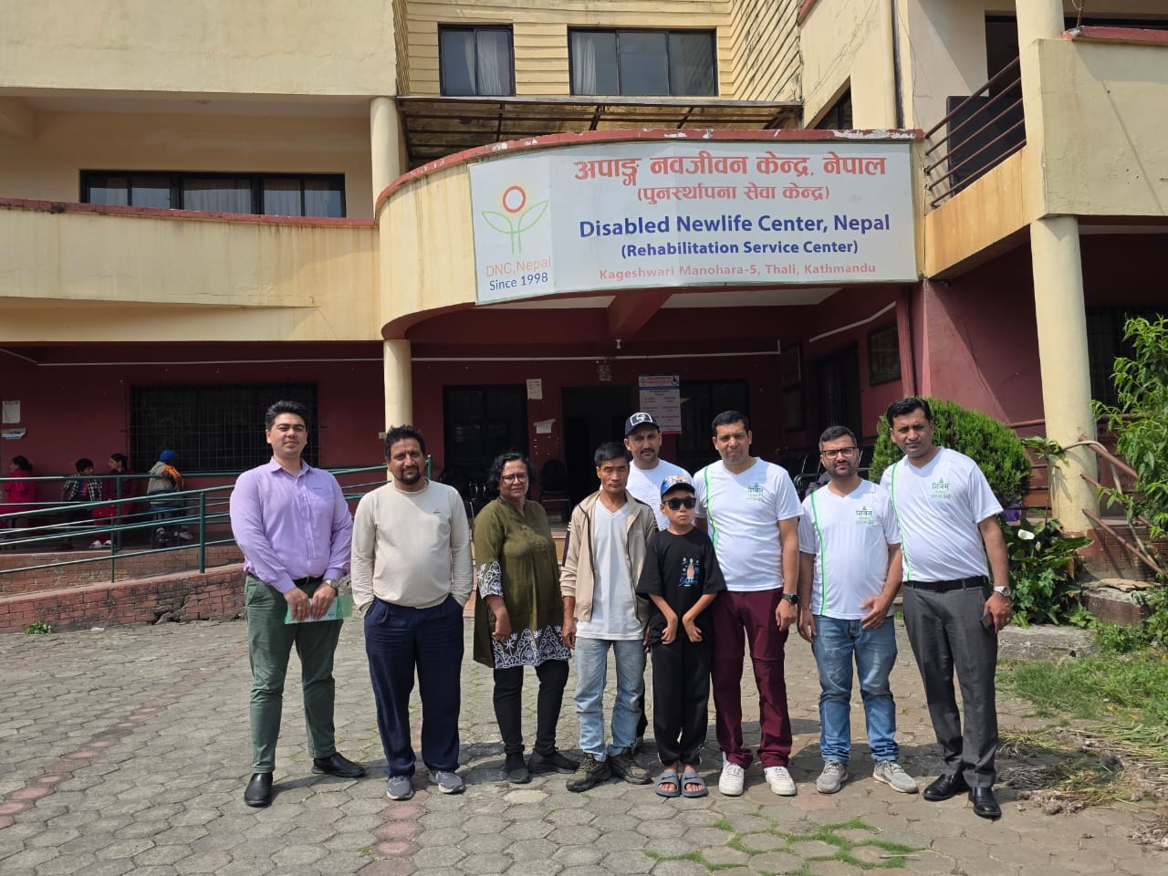 शिवम् सिमेन्टले गर्यो विशेष क्षमता भएका रोल्पाका सन्देश बुढा मगरलाई सहयोग