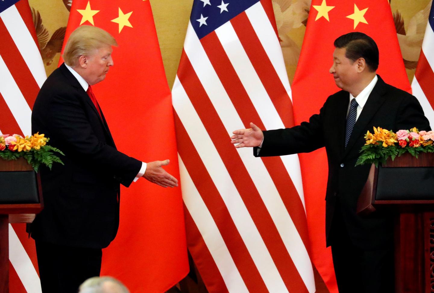 चीनद्वारा केही अमेरिकी सामानमा कर छुट, वार्ताको वातावरण बनाउने चीनको प्रयास