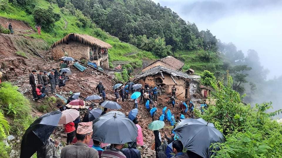 दुई महिनामा विपद्मा परी २३१ को मृत्यु, ७७ बेपत्ता