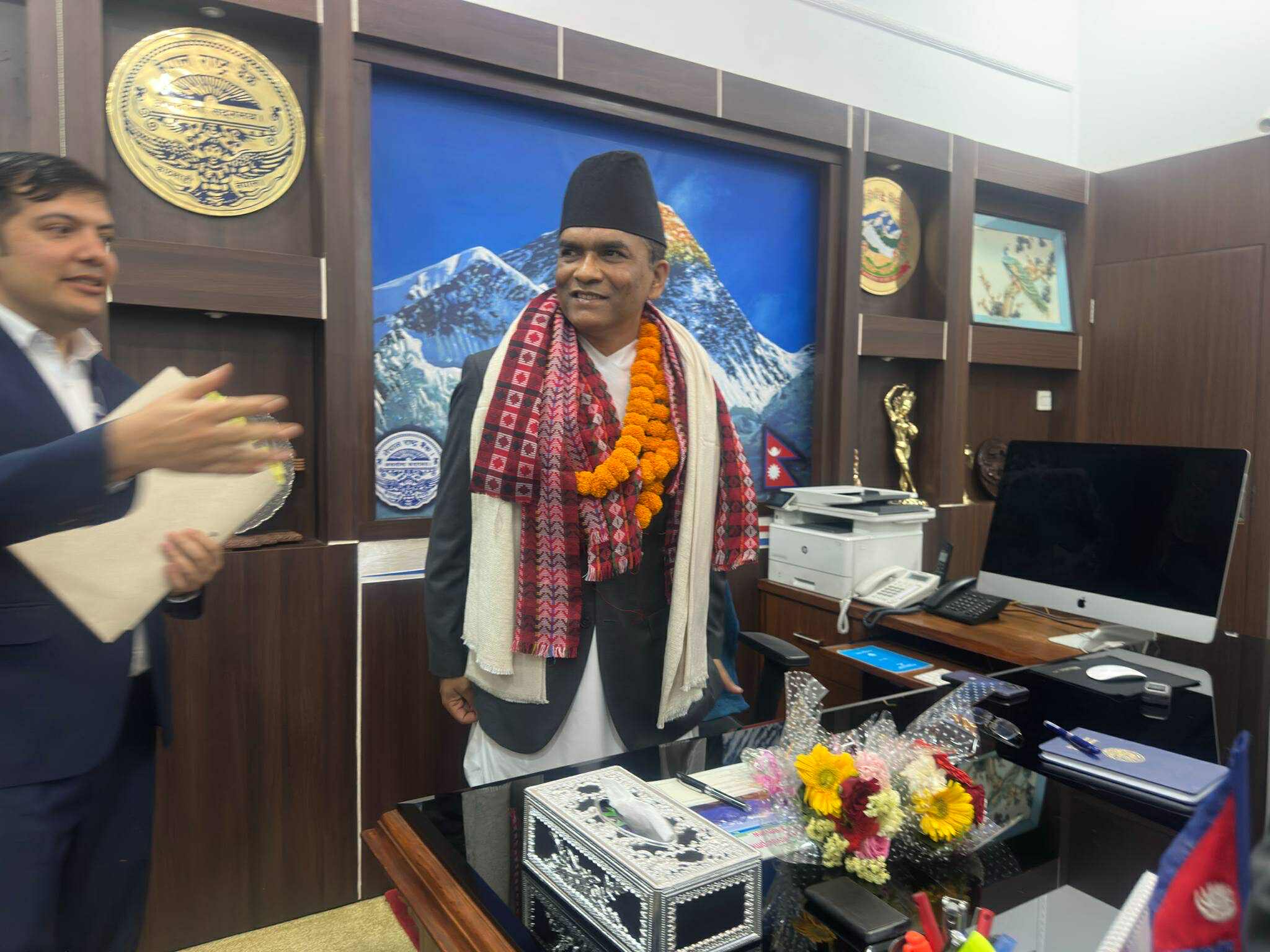बैंक, वित्तीय संस्थाको सुपरीवेक्षणलाई पहिलो प्राथमिकतामा राख्ने नवनियुक्त गभर्नरको प्रतिबद्धता