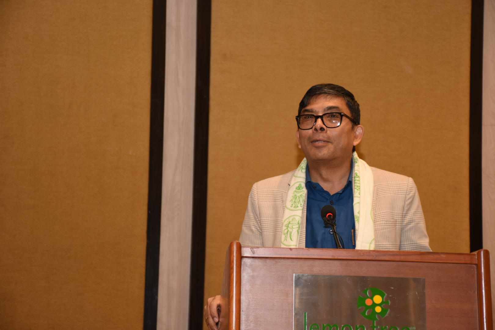 कर्जाको माग बढाउने गरि आगामी आवको मौद्रिक नीति आउनुपर्छः योजना आयोग सदस्य श्रेष्ठ