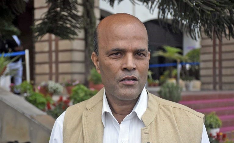 अमरेशकुमार सिंह उद्योगमन्त्री