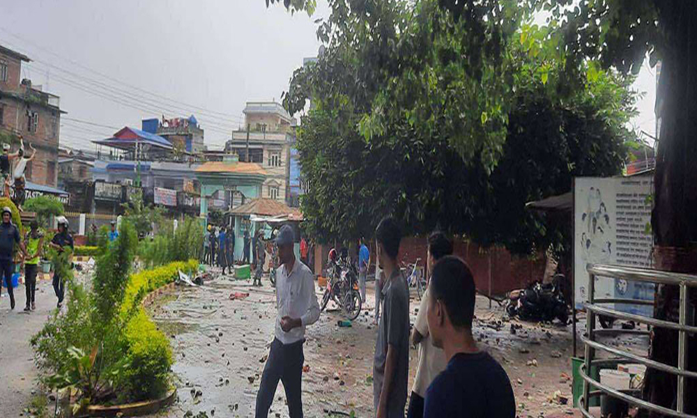कोशीमा पनि जेनजी प्रदर्शन, प्रहरीको गोली लागेर एक जना घाइते