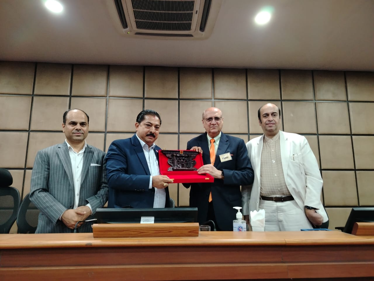 नेपाल–मलेसिया व्यापारिक छलफल : सहकार्यका लागि वरिष्ठ उपाध्यक्ष श्रेष्ठको आग्रह