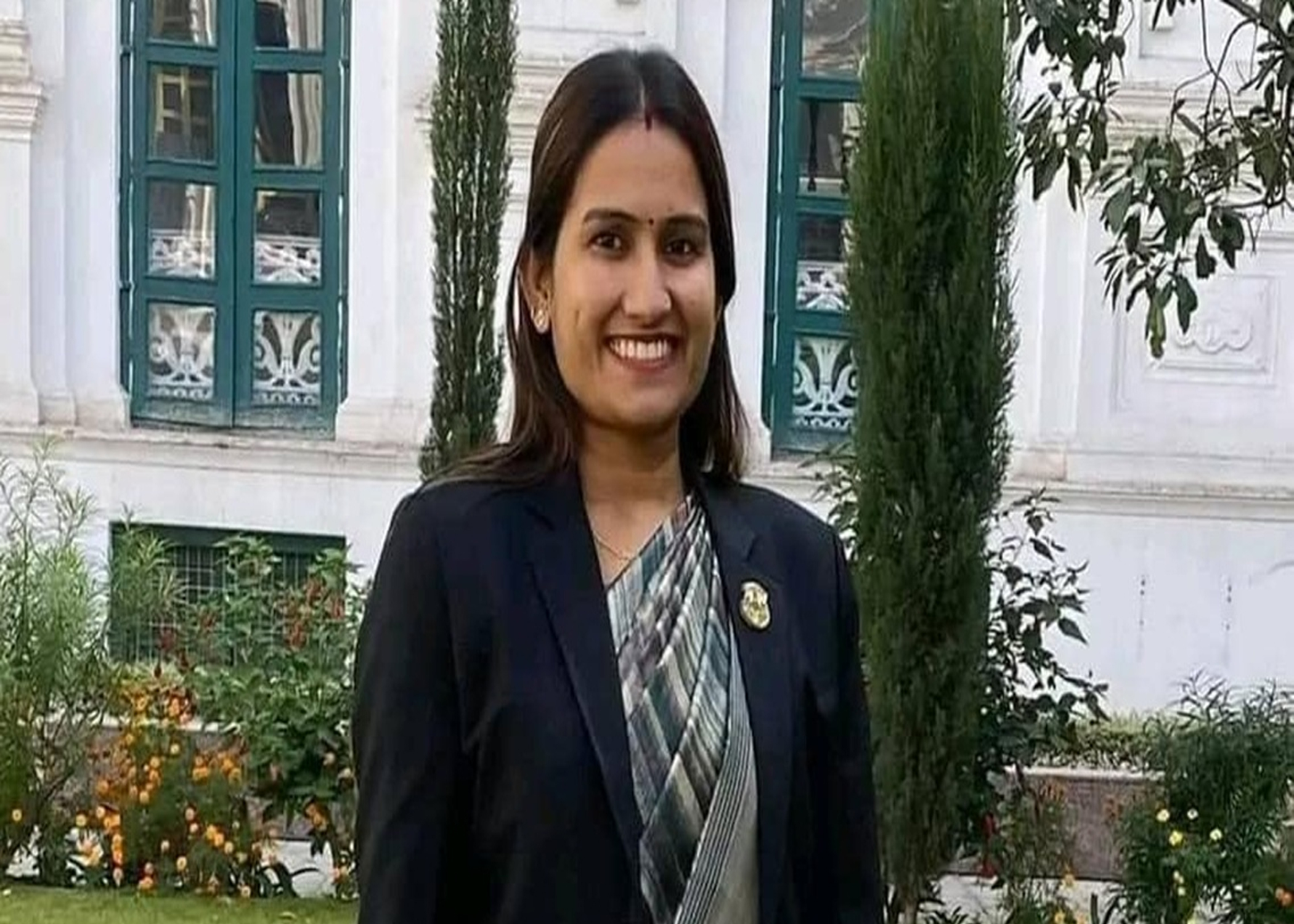 राप्रपा मधेस प्रदेश सांसद कञ्चन विच्छालाई नहटाउन सर्वोच्चको आदेश