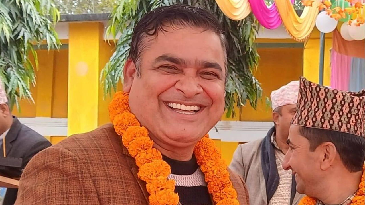 नवलपरासी–१ : विनोद चौधरीलाई पराजित गर्दै रास्वपाका विक्रम खनाल निर्वाचित