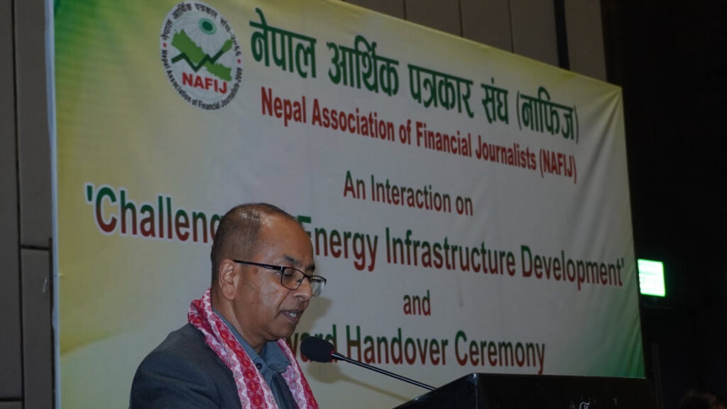 विद्युत उत्पादन बढे पनि पूर्वाधार अभावले ६० प्रतिशत उद्योग अझै जेनेरेटरको भरमा - अध्यक्ष पाण्डे