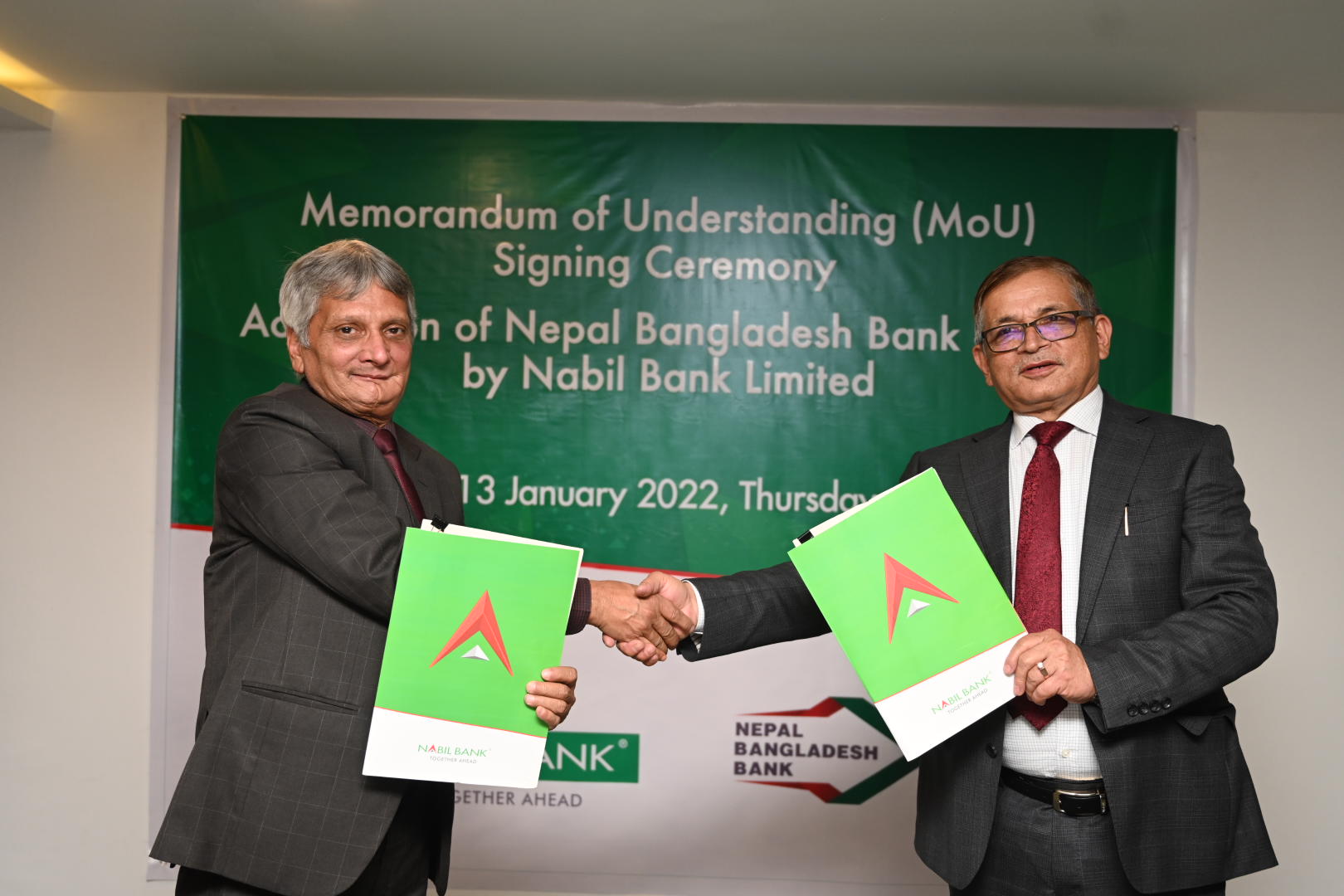 नबिल बैंक र नेपाल बङ्गलादेश बैंकबीच एक्विजिसनको प्रारम्भिक सम्झौता