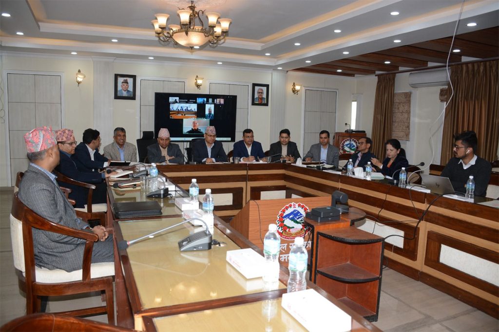 गृह मन्त्रालयले भन्यो - ७७ जिल्लामा निर्वाचनको सम्पूर्ण तयारी पूरा