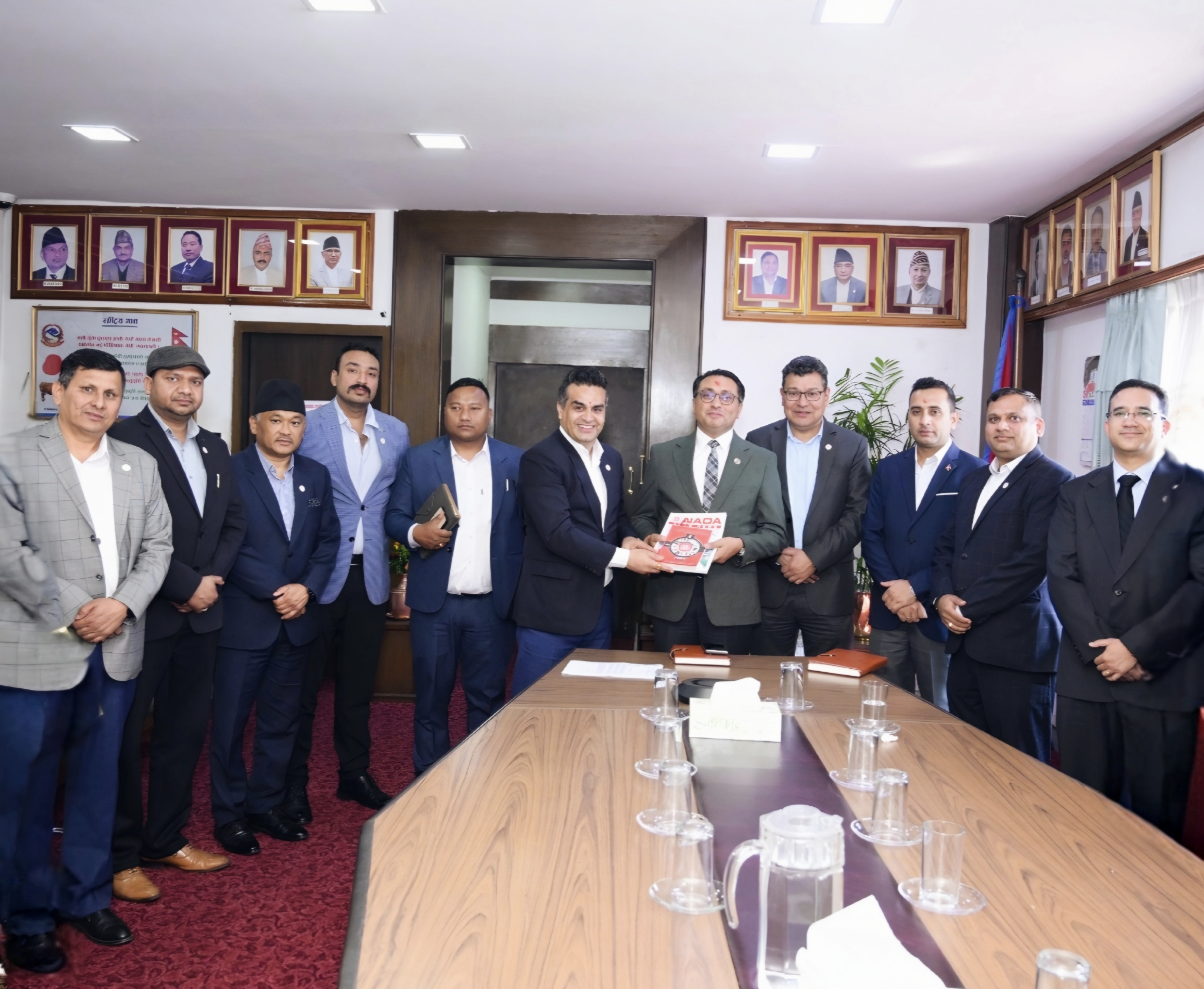 अर्थमन्त्रीसंग अटोमोवाइल क्षेत्रका विभिन्न विषयहरुमा नाडाको छलफल