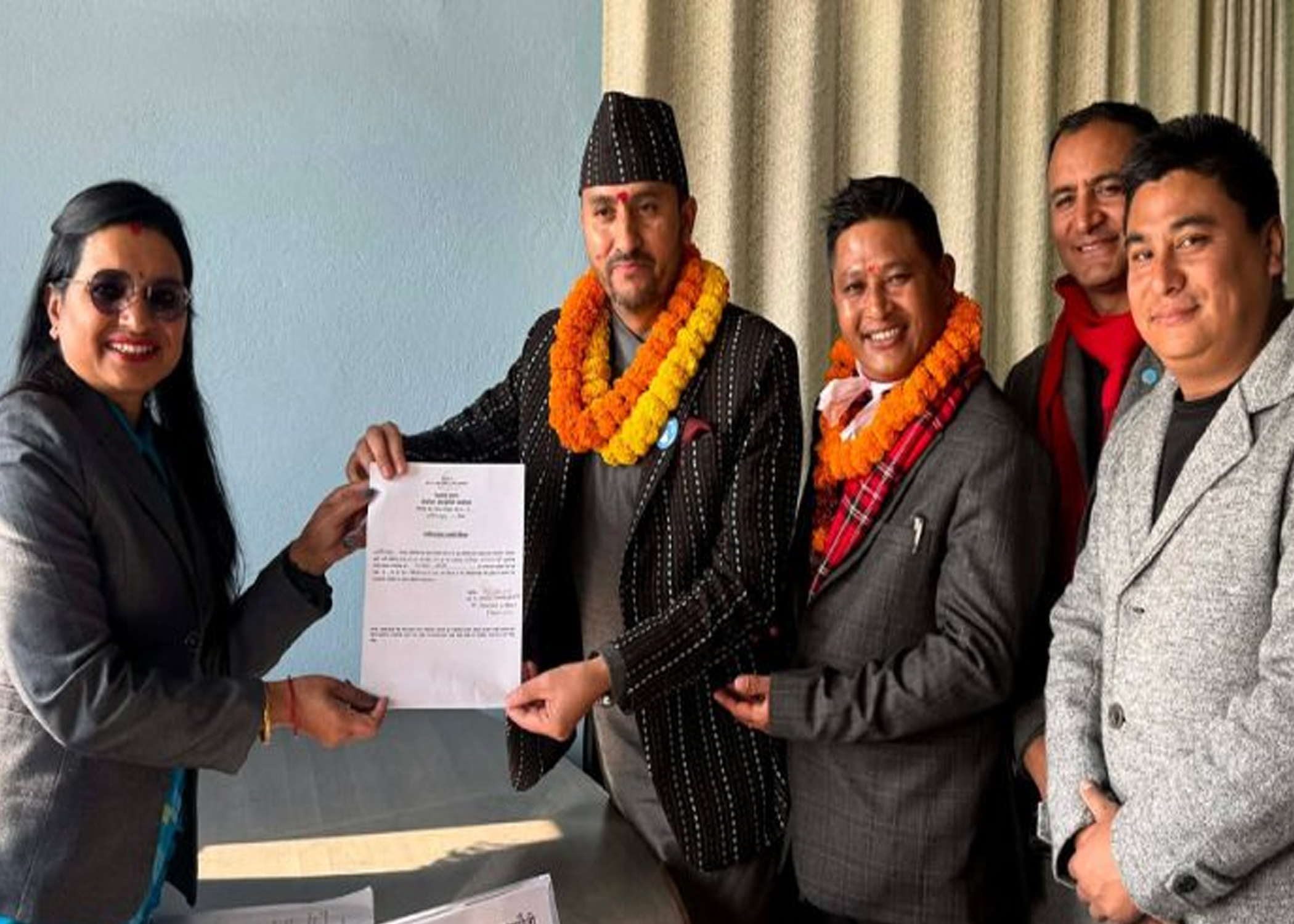 निवर्तमान सञ्चारमनत्री खरेलले दिए ललितपुर–२ बाट उम्मेदवारी