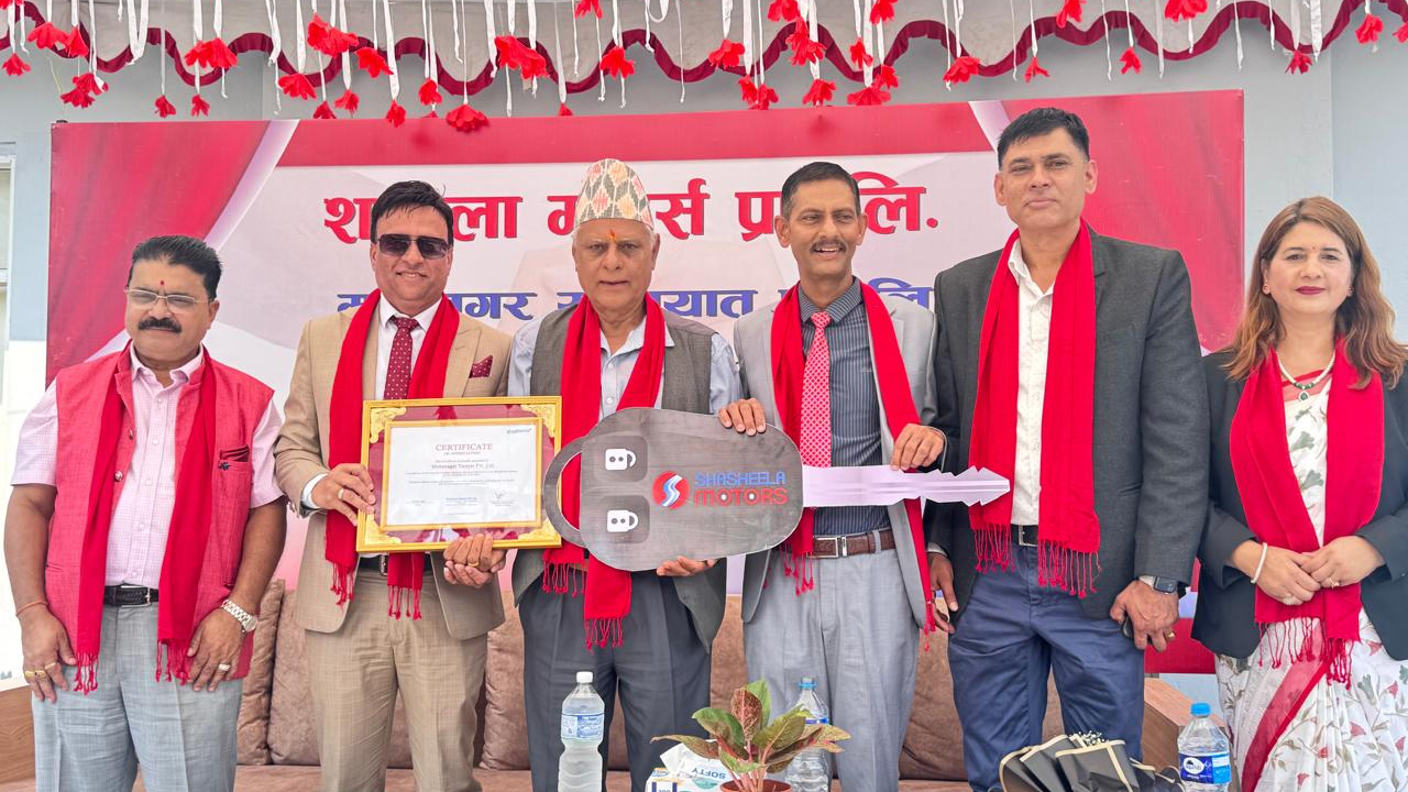 महानगर यातायातद्वारा १६ वटा विद्युतीय बस थप, आधुनिक र वातावरणमैत्री बनाउने अपेक्षा