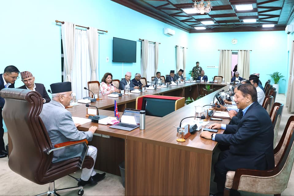 मन्त्रिपरिषद् बैठक बस्दै,गभर्नर नियुक्तिको सम्भावना कति ?