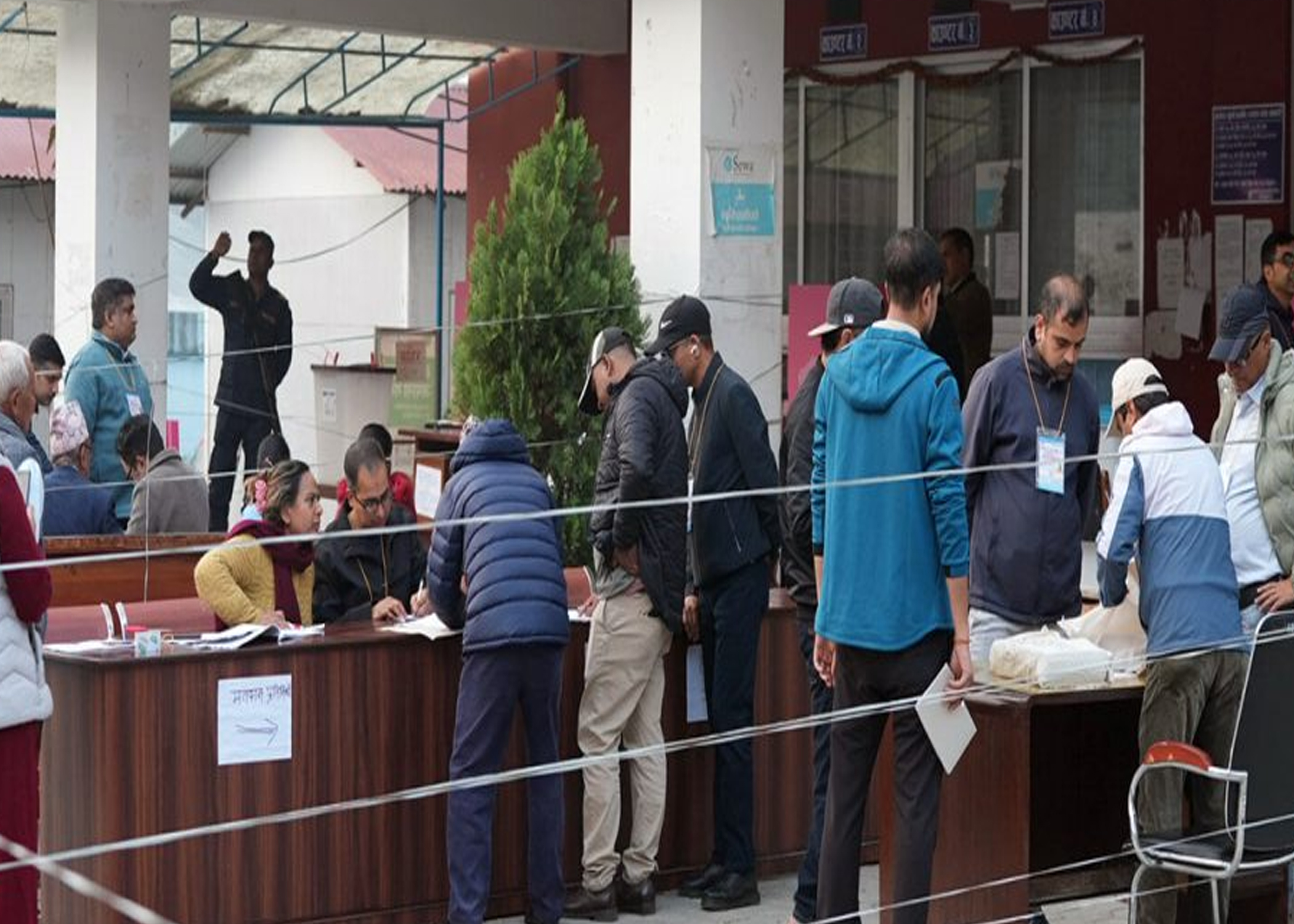 प्रतिनिधि सभा निर्वाचनको मतदान शुरु