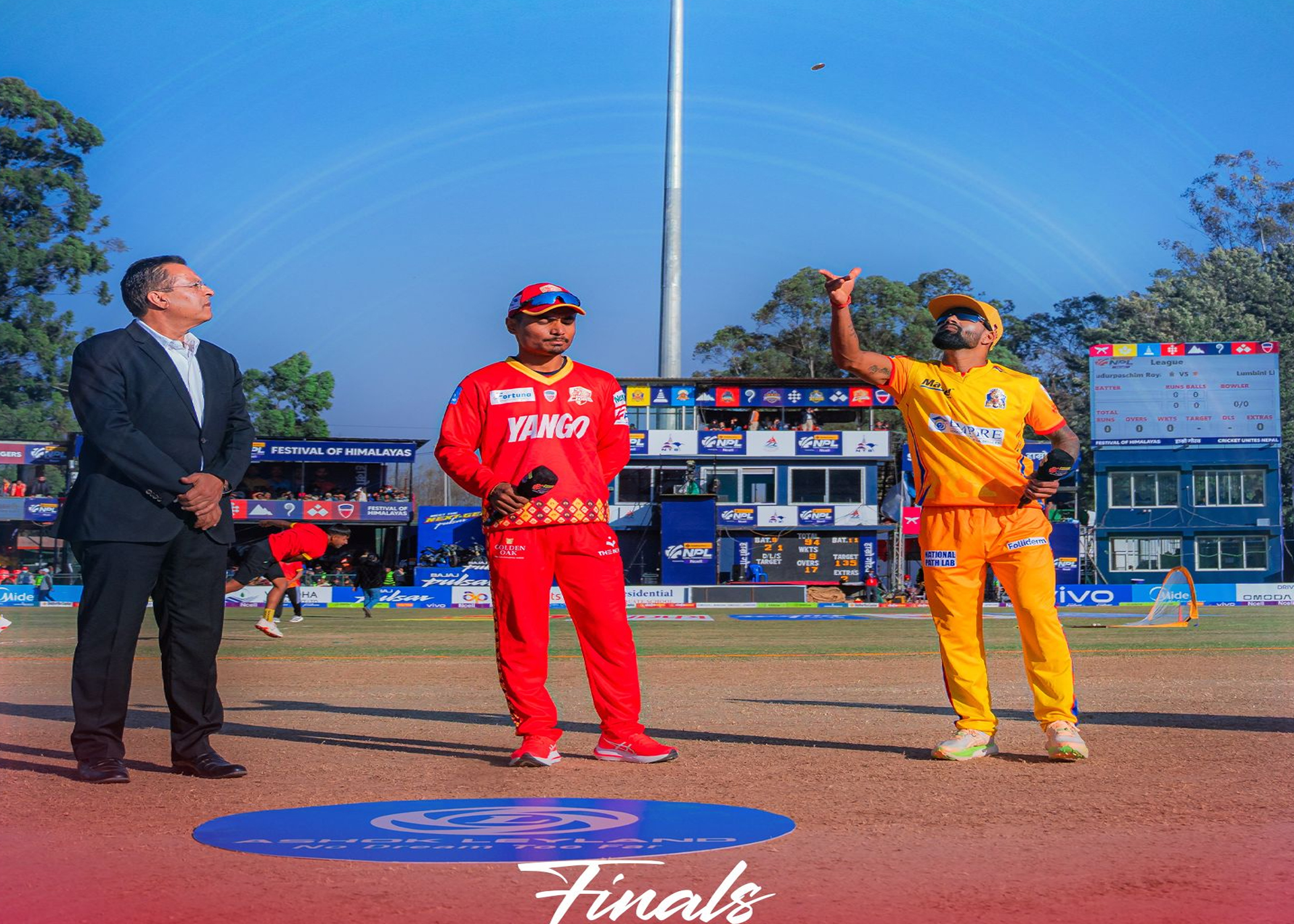 एनपीएल फाइनल : सुदूरपश्चिमले टस जितेर लुम्बिनीविरुद्ध ब्याटिङ गर्दै