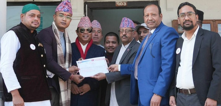 रेशम चौधरीको पार्टीले पायो दल दर्ताको प्रमाणपत्र