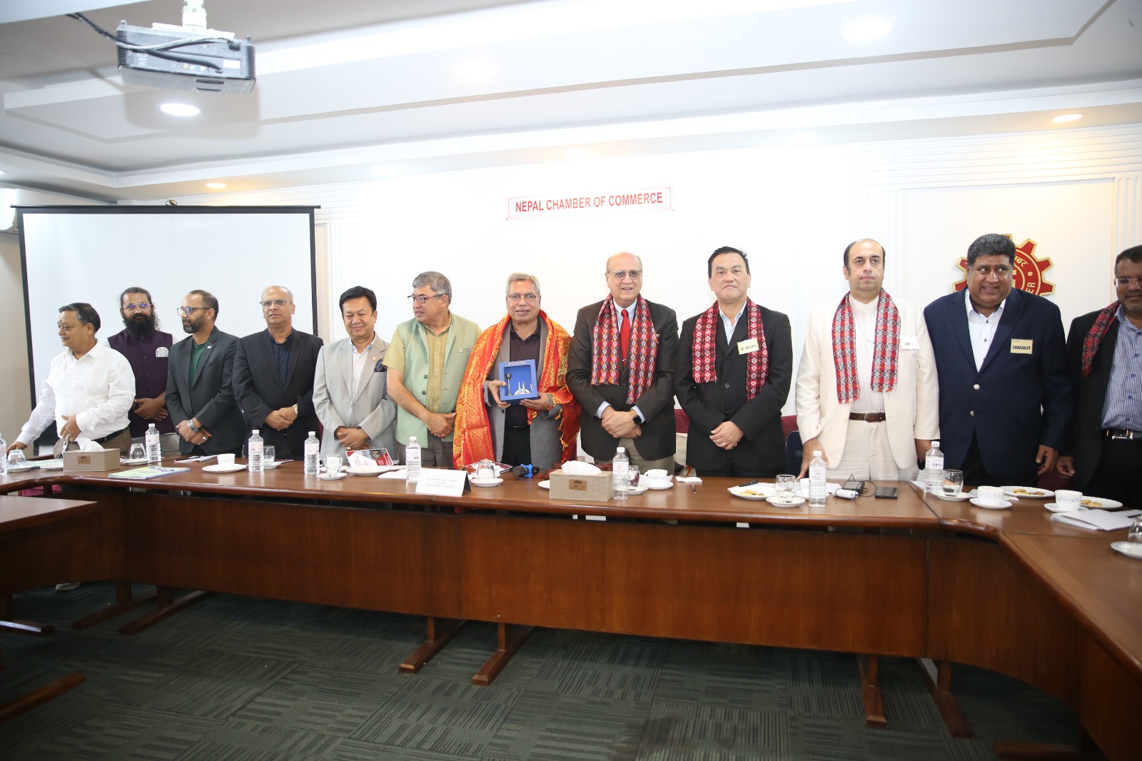 चेम्बरले मलेसियालाई ऊर्जा, पर्यटन र कृषि क्षेत्रमा लगानी गर्न निम्तो