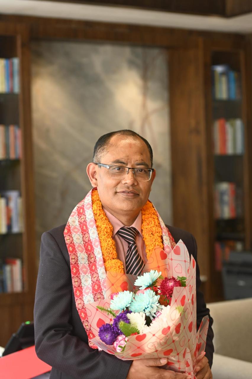 नवनियुक्त प्रमुख कार्यकारी अधिकृत सुजित कुमार शाक्यद्वारा पदभार ग्रहण