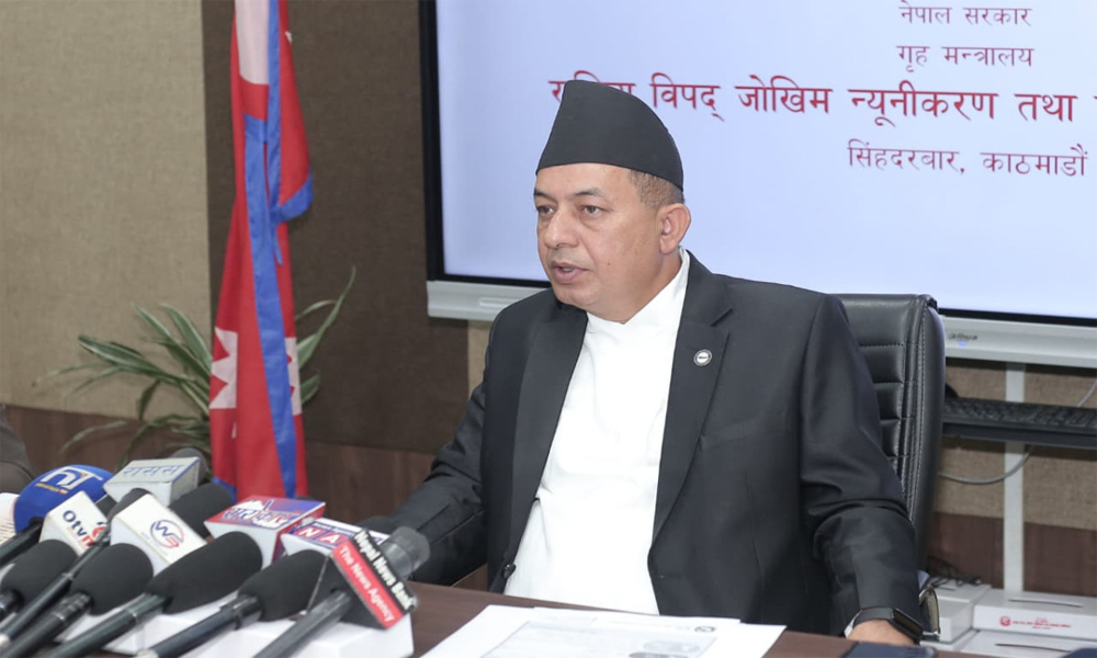 बाढी र पहिरोमा मृत्यु भएका परिवारलाई २ लाख र अस्थायी आवास निर्माणको लागि ५० हजार दिने सरकारको निर्णय