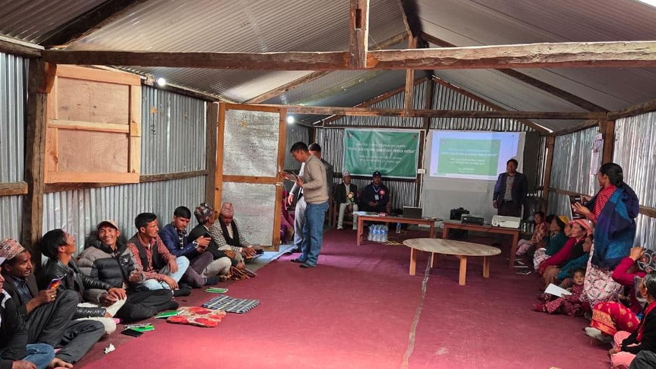 नबिल बैंक १६ स्थानमा सिपमूलक वित्तीय साक्षरता तथा उद्यमशीलता विकास तालिम दिँदै