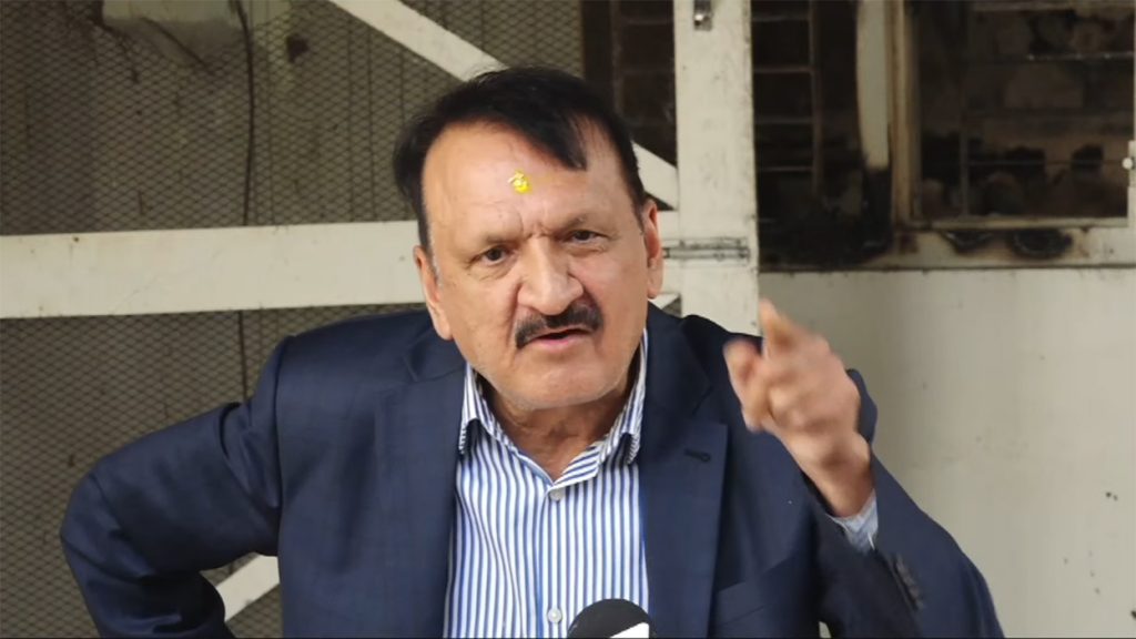 तत्काल नेतृत्व परिवर्तनको कुरा गरेर सभापतिको आलो घाउमा नुन छरिरहेछन् - प्रकाशशरण महत