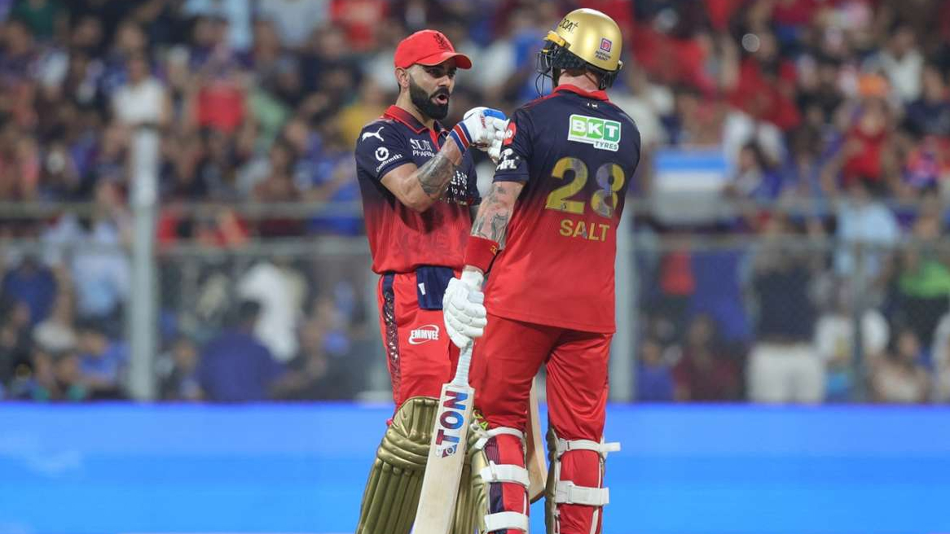 आइपिएल क्रिकेट : आरसिबीसँग मुम्बई पराजित