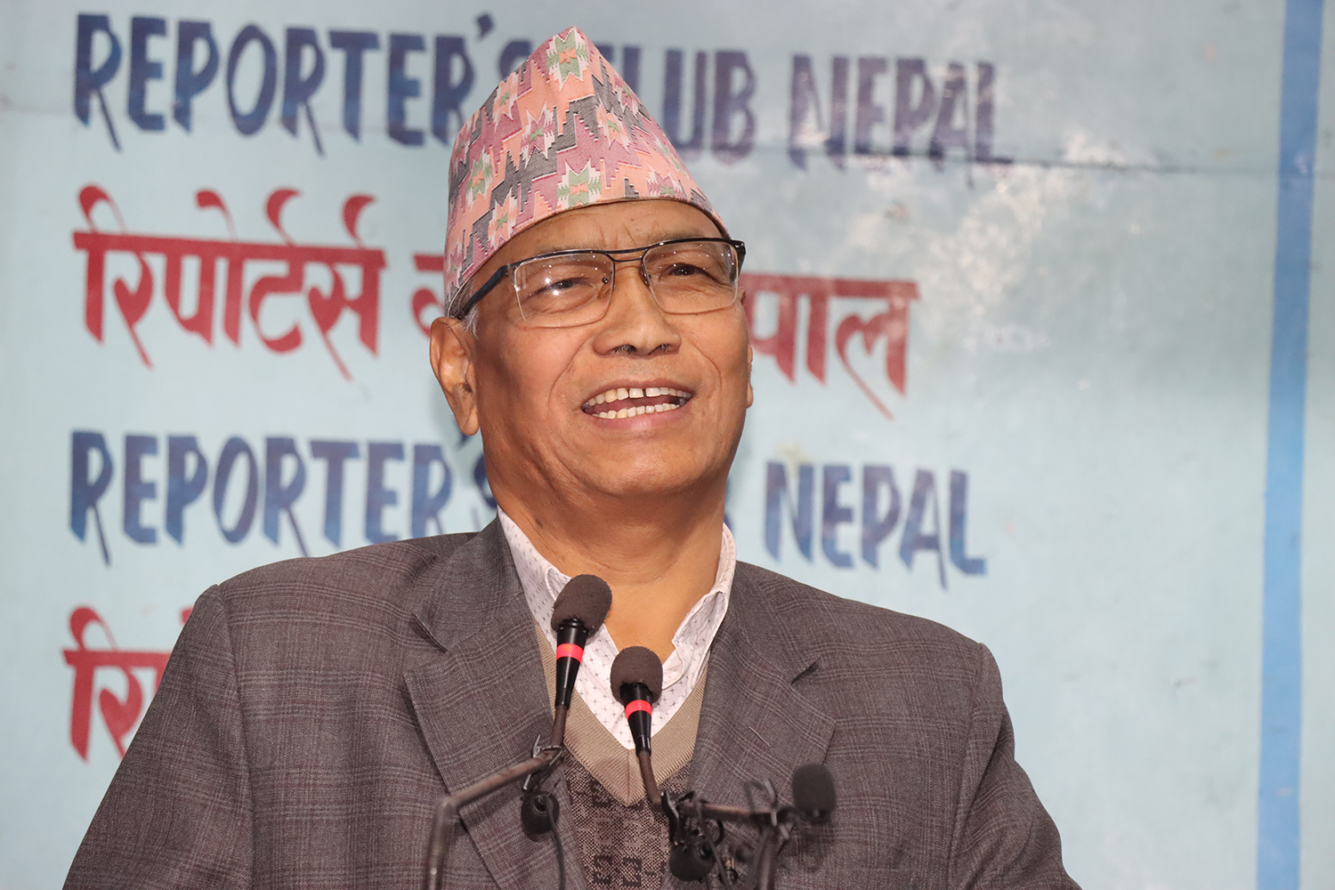 नेपालमा वैचारिक एवम् सैद्धान्तिक राजनीतिले एउटा गोरेटो लिनैपर्छः राजेन्द्र श्रेष्ठ