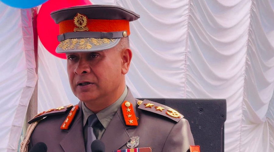 नागरिकलाई डर होइन भर दिने गरी काम गर्नुस् - आईजीपी अर्याल