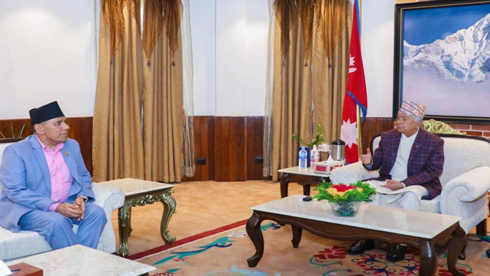 राष्ट्रपतिसँग राष्ट्रियसभाका अध्यक्षको भेट