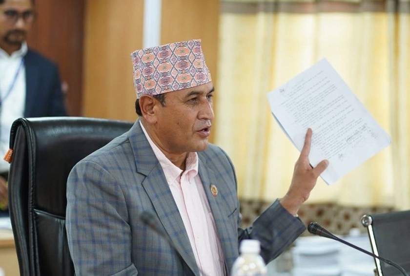 निजामती विधेयकमा एउटा दफा नै थपिएको छ, म दोषी देखिए कारबाही भोग्न तयार छु – रामहरि खतिवडा