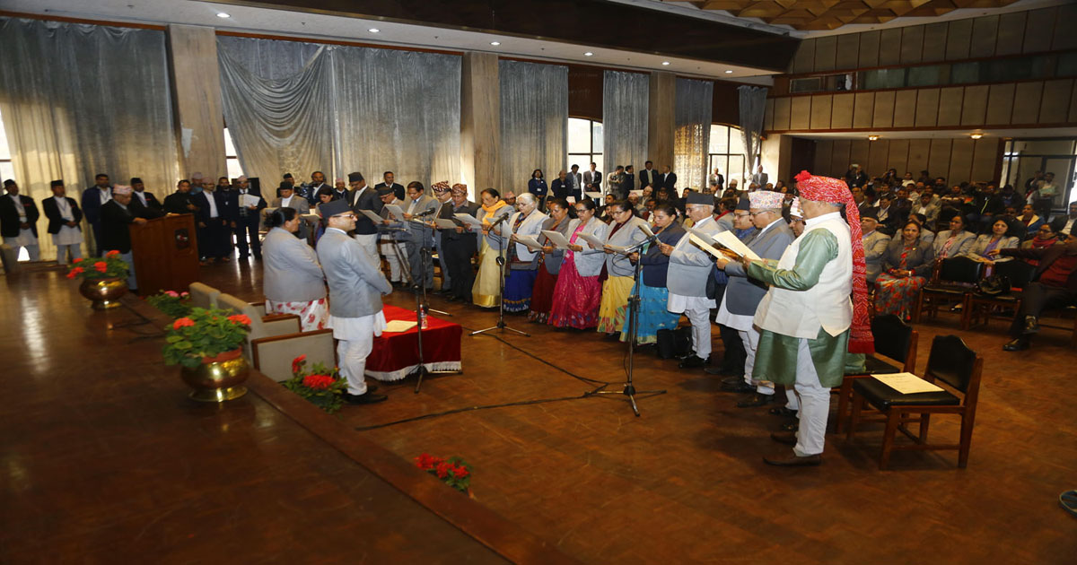 राष्ट्रियसभामा थपिए नयाँ १८ सदस्य, यसरी सम्पन्न भयाे शपथग्रहण समारोह