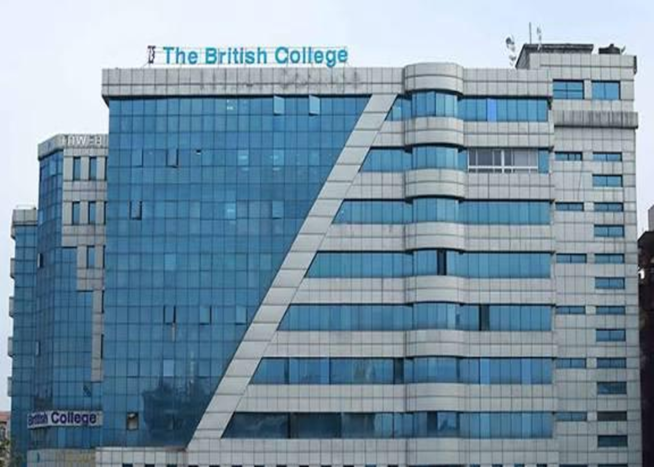 द ब्रिटिश कलेजसम्बन्धी सामग्री प्रसारणमा त्रुटि भएको भन्दै डाँफे मिडियाले माग्यो माफी