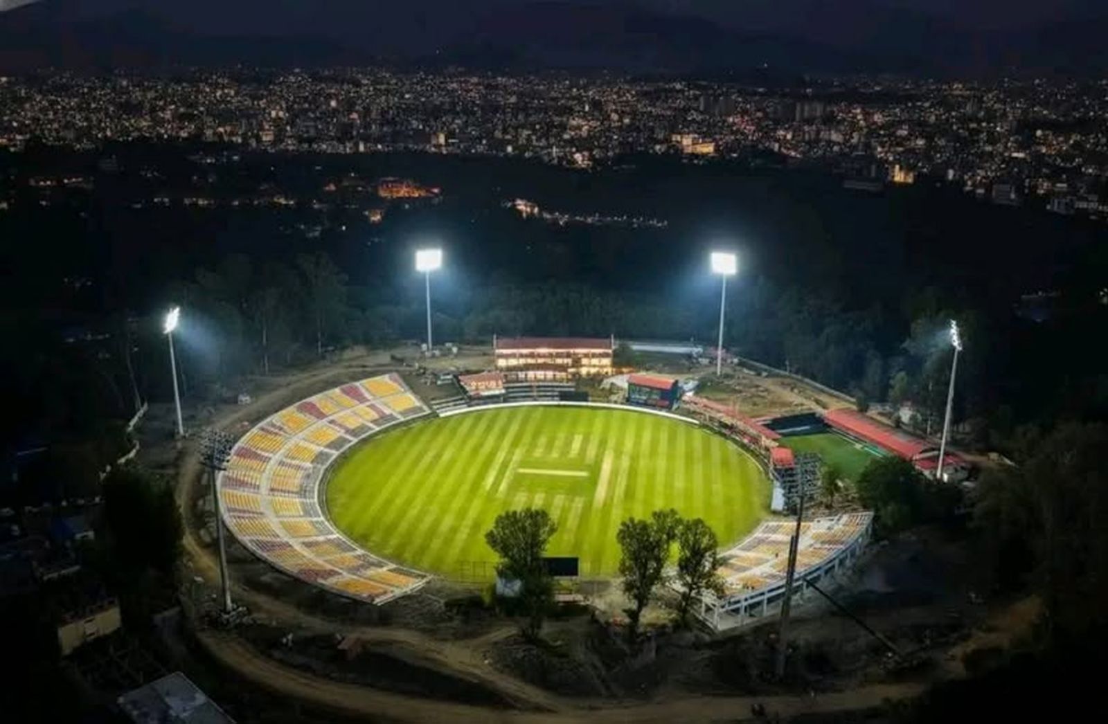 कीर्तिपुर क्रिकेट मैदानको भाडा सम्झौता छिटै हुन्छ - मन्त्री पोखरेल