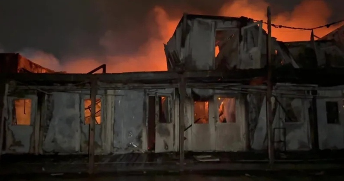 पाकिस्तानको हवाई आक्रमणमा ४०० जना अफगानीको मृत्यु