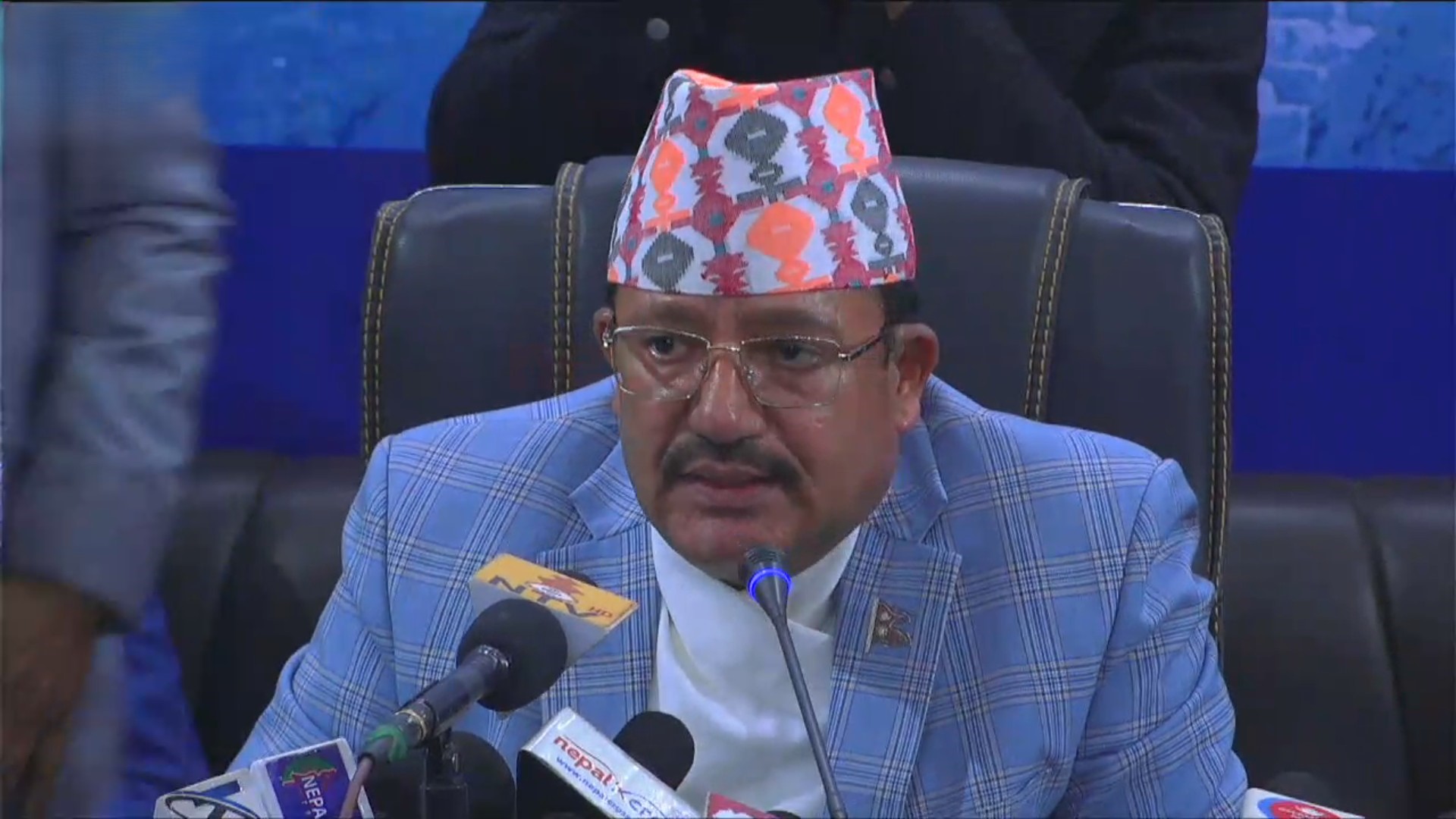 निर्धक्क भएर मतदान प्रक्रियामा सहभागी भइदिनुस् - निर्वाचन आयोग