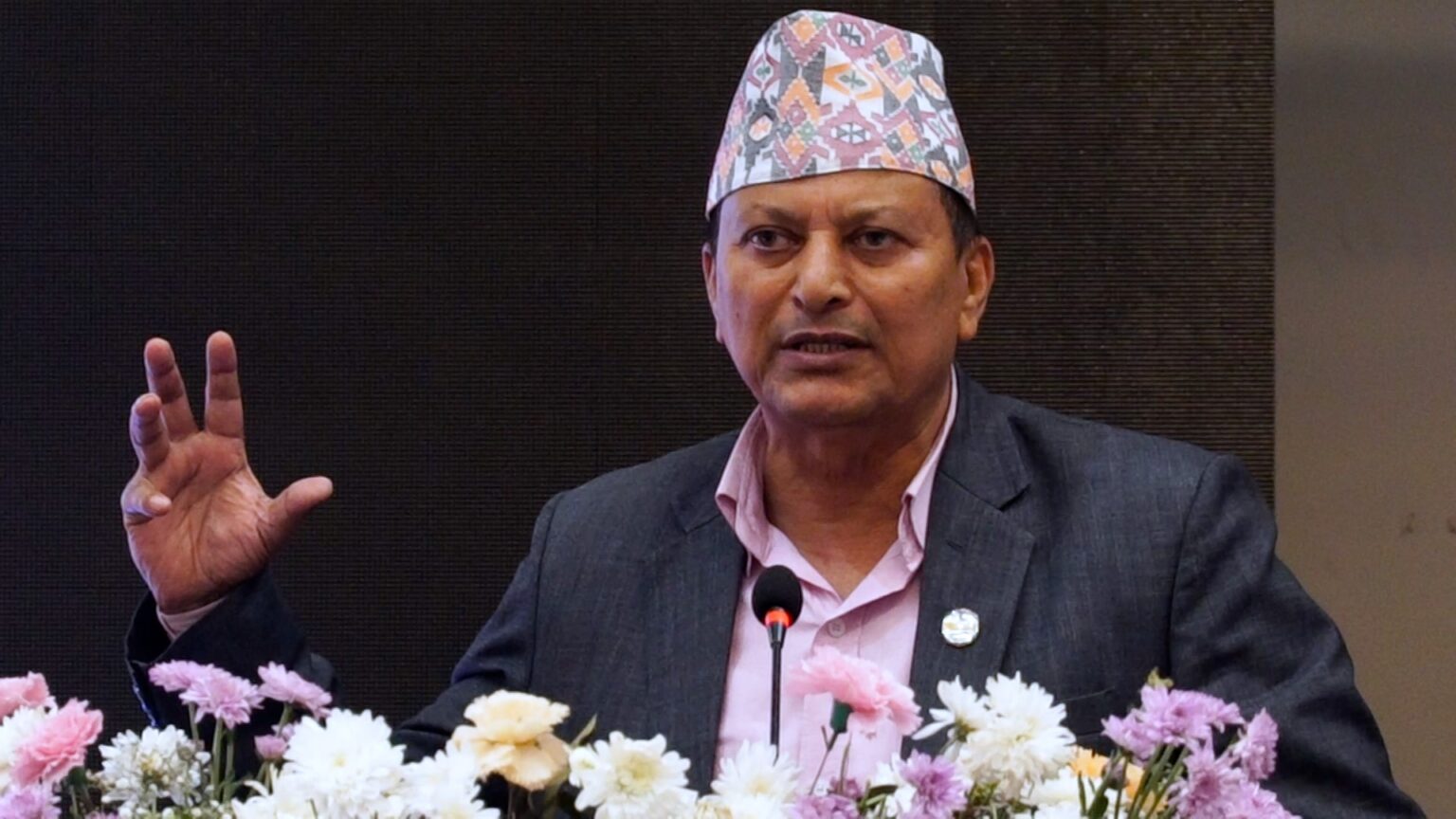 सहकारीको समस्या एक वर्षभित्र समाधान हुन्छ : मन्त्री अधिकारी