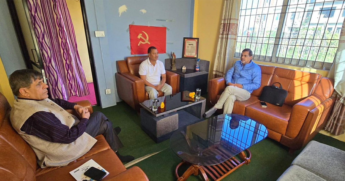 विप्लव, जनार्दन र घनश्यामबीच नयाँ कम्युनिस्ट केन्द्र बनाउने समझदारी