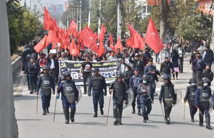 भ्रष्टाचार र वित्तीय संस्थाहरुको ज्यादतीविरुद्ध माइतीघरमा नेकपाको विरोध र्‍याली