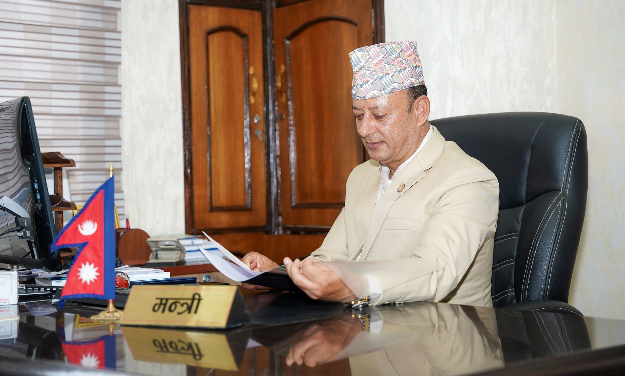 कांग्रेस नेता दीपक खड्काद्वारा मनोनयन दर्तामा सहभागिताका लागि आग्रह