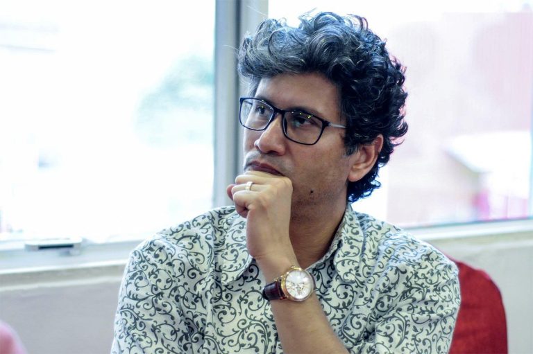 पत्रकार दिलभूषण पाठकविरुद्ध पक्राउ पुर्जी