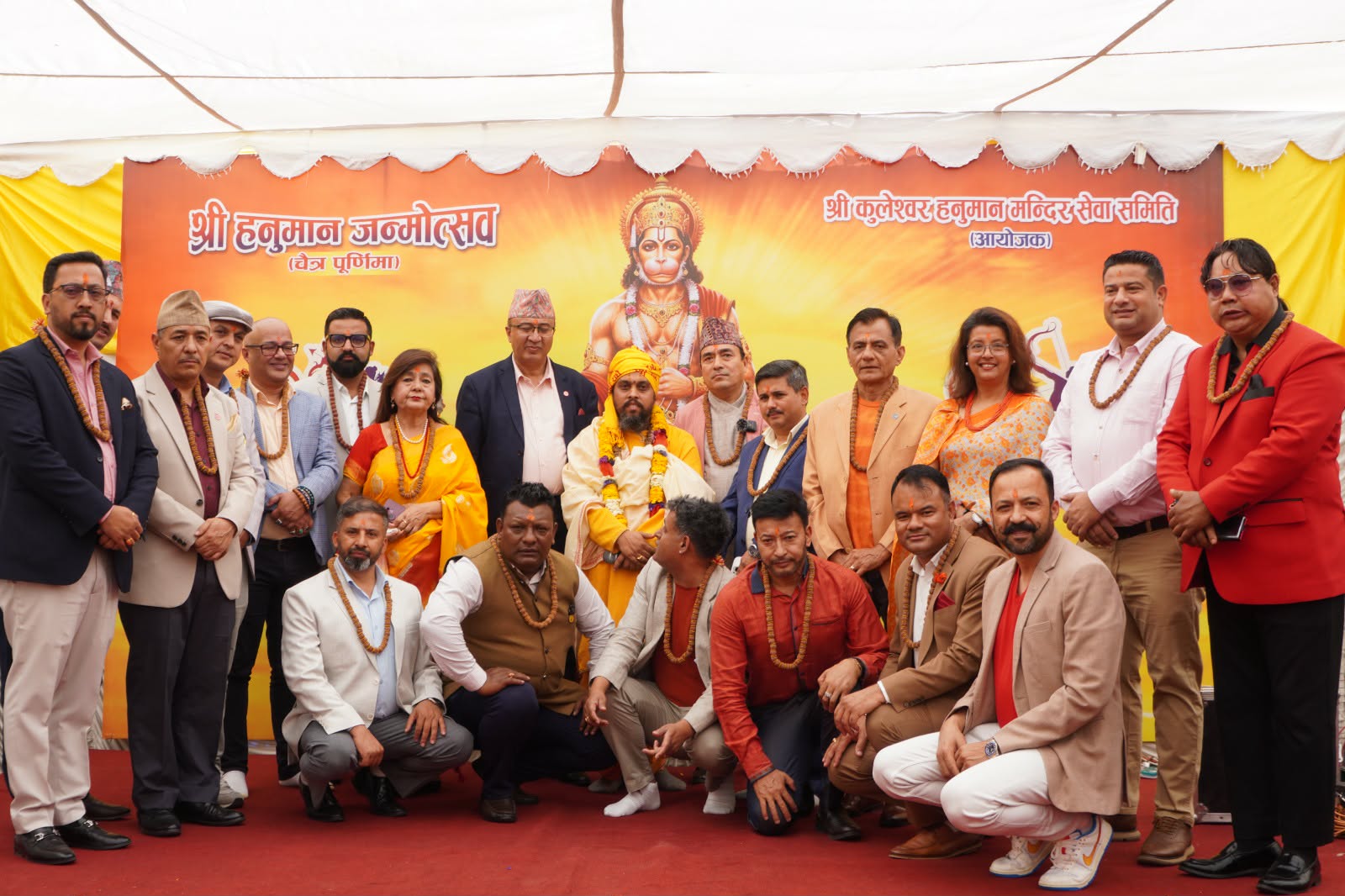 हेमराज र चन्द्र ढकालको समर्थनमा नरेशलाल समुहको उम्मेदारी दर्ता, भन्छन्–हाम्रो जीत सुनिश्चित छ