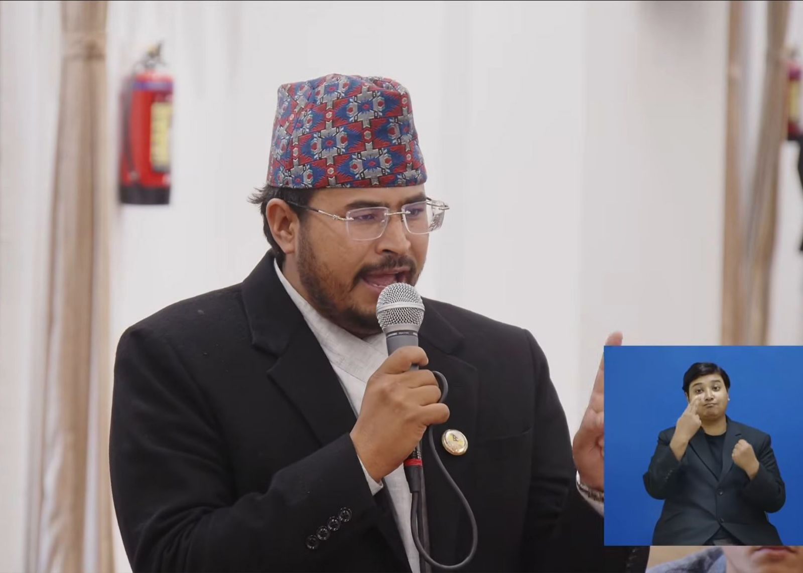 सडकमा खाल्डो भेटिए राज्यलाई एक लाख जरिवाना तिराउने कानुन चाहियो - ज्ञानेन्द्र शाही