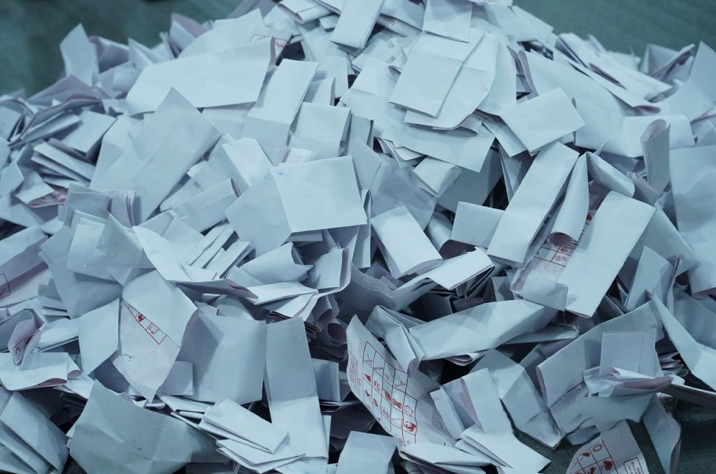 प्रारम्भिक मतगणना: धेरै क्षेत्रमा रास्वपाको अग्रता,अन्य दलको अवस्था कस्तो ?