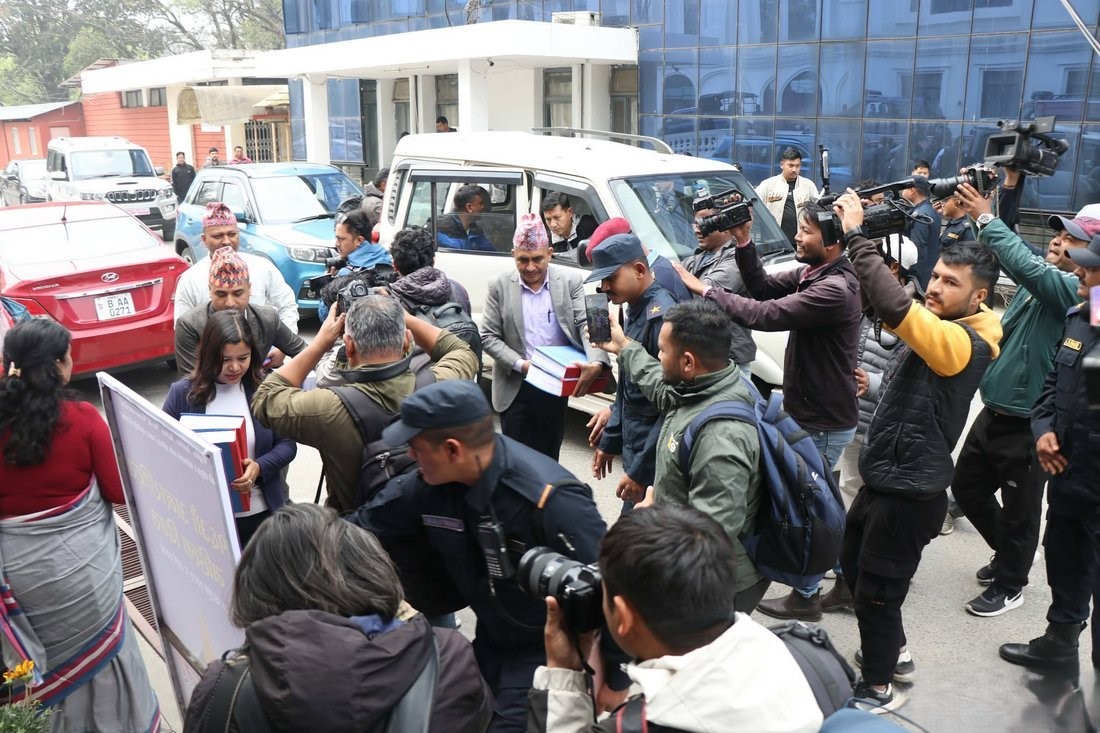 जेनजी आयोगको प्रतिवेदन बुझाउन सिंहदरबार पुग्यो कार्की आयोग