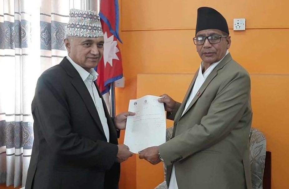 गण्डकीको मुख्यमन्त्रीमा खगराज अधिकारी नियुक्त, विपक्षी नेपाली काङ्ग्रेस सर्वोच्च जाँदै