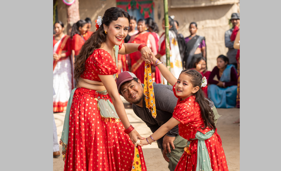 टिकटक-रिल्समा रुचाइँदै ‘लालीबजार’ को गीत