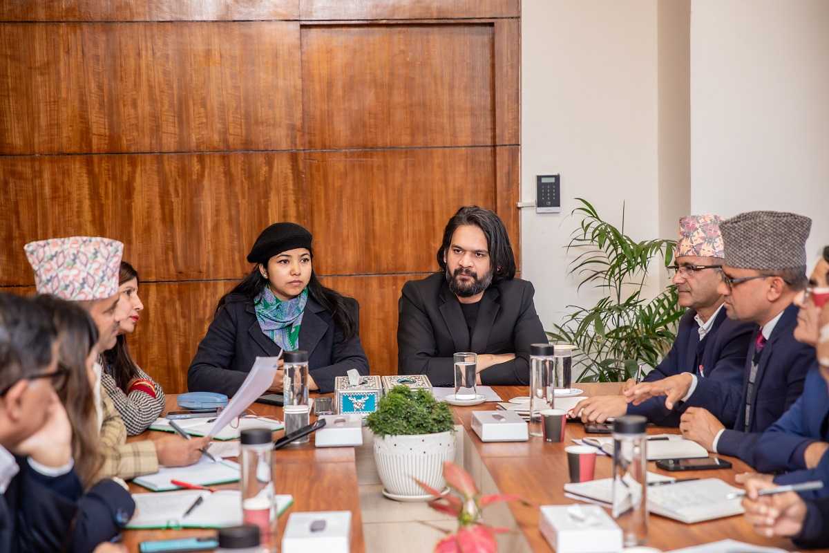 कार्यपालिका बैठक बोलाउन मेयर बालेनलाई उपमेयर डंगोलसहितका सदस्यको पत्र