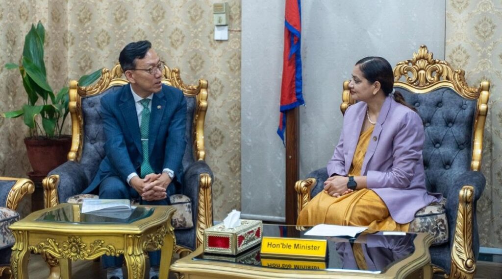 स्वास्थ्य क्षेत्रमा सहकार्य विस्तारबारे मन्त्री मेहता र कोरियाली राजदूतबीच छलफल