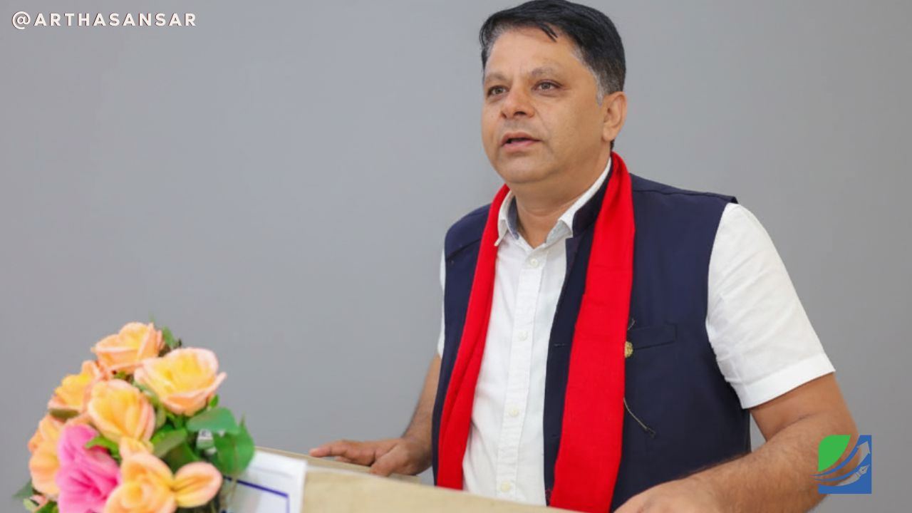 ऊर्जा मन्त्री घिसिङको अभिव्यक्तिपछि उद्योगी आक्रोशित, ‘विद्युत महसुलमा होइन, प्राधिकरणकै नीति त्रुटिपूर्ण’ – नेत्र आचार्य